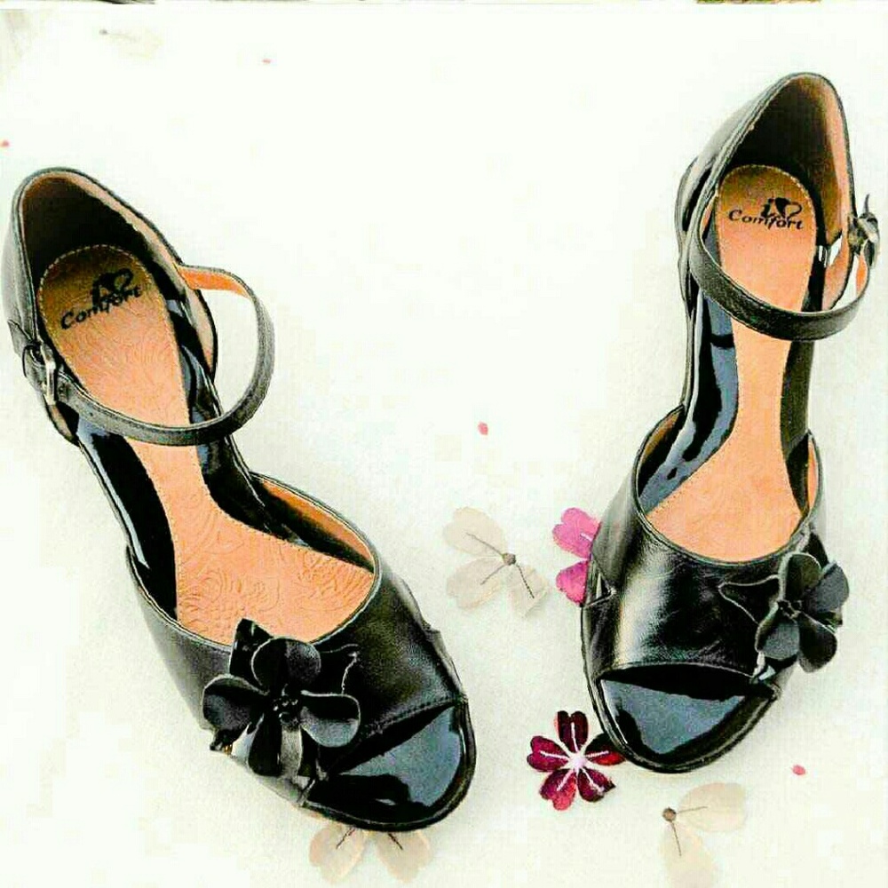 High Heels ~ Black Open Toe with Flower